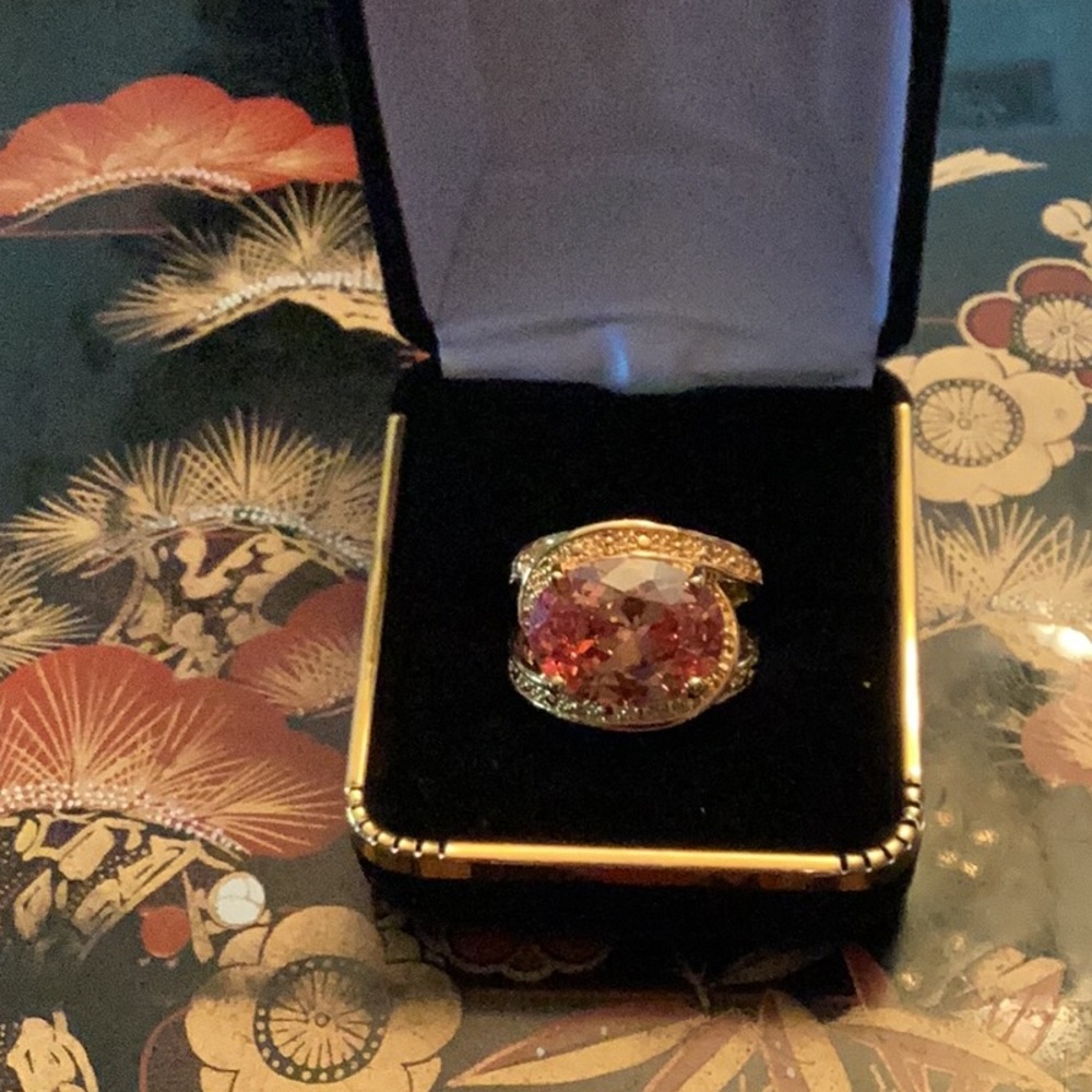Beautiful Gold Orange Ring Size 6.5